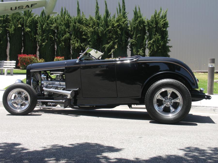  Ford Hi-Boy Custom Roadster 1932 года  (фото 4 из 11)